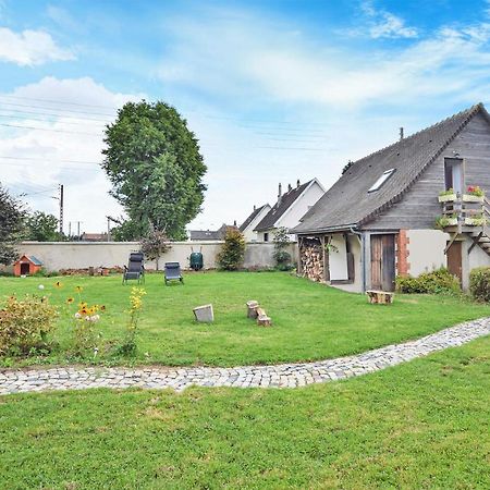 Nice Apartment In Le Mesnil-Esnard With Wifi Екстер'єр фото